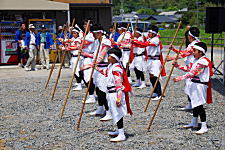 6人がらみ棒踊りの棒突き（塩屋堀）写真