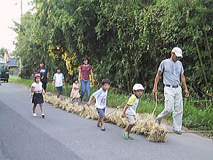 Moon Festival's Tour with a Dragon Rope